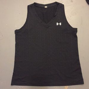Under Armour black workout tank